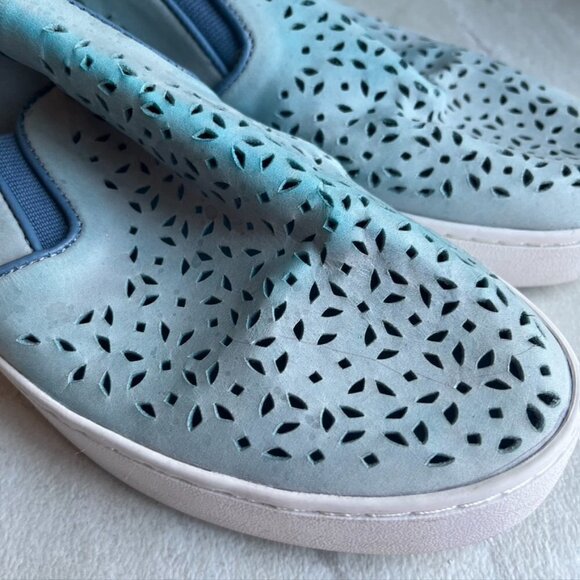 VIONIC Midi Perforated Slip-on Sneakers Blue Size 9.5 - Picture 3 of 14